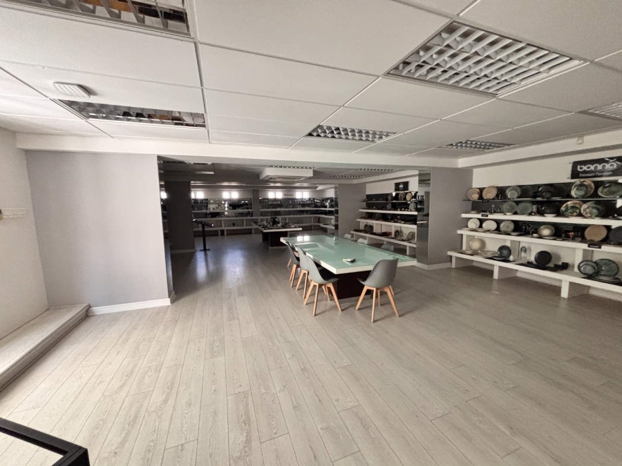 To Let commercial Property for Rent in Paarden Eiland Western Cape